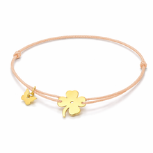 Load image into Gallery viewer, New Classic Clover Bracelet - Yellow Gold Plated