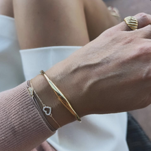 Load image into Gallery viewer, Sterling Silver Hole Heart Zircon Bracelet