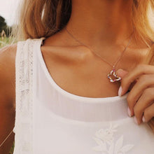 Load image into Gallery viewer, Sterling Silver Lueur Butterfly Necklace