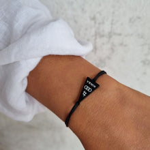 Load image into Gallery viewer, Vrnik Flag Souvenir Bracelet