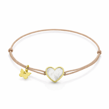 Load image into Gallery viewer, Memoire Small Heart Mother of Pearl Bracelet - Yellow Gold Plated
