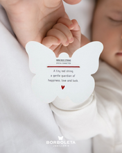 Učitaj sliku u preglednik galerije, Mini narukvica od crvene strune
