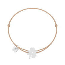 Load image into Gallery viewer, Classic Clover Bracelet - White Gold Plated - BRACELET - [variant.title]- Borboleta
