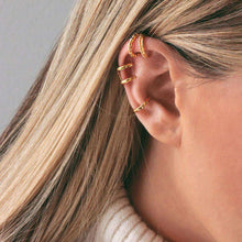 Load image into Gallery viewer, Single Dots Ear Cuff - EARRINGS - [variant.title]- Borboleta
